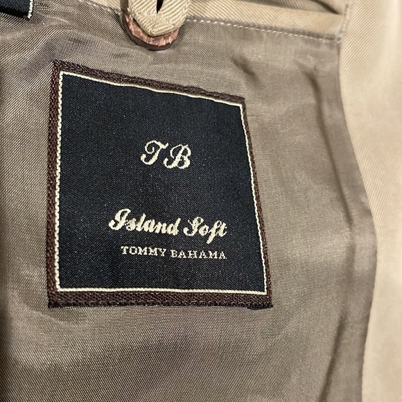 Tommy Bahama Island Soft Shell 100% Silk Gorgeous Sports Jacket. NWOT - Picture 6 of 9